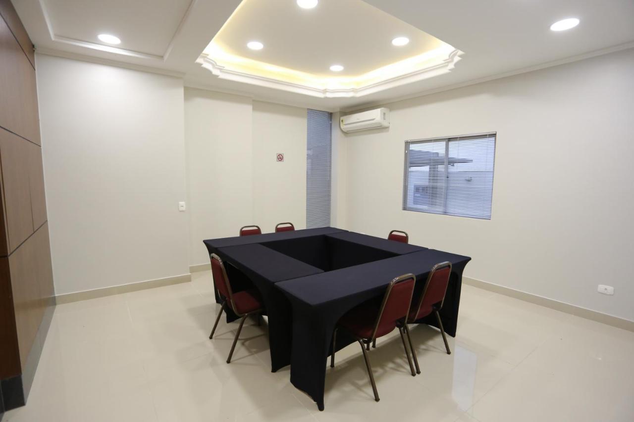Hotel Caiua Express Umuarama Extérieur photo