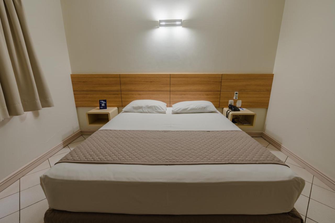 Hotel Caiua Express Umuarama Extérieur photo